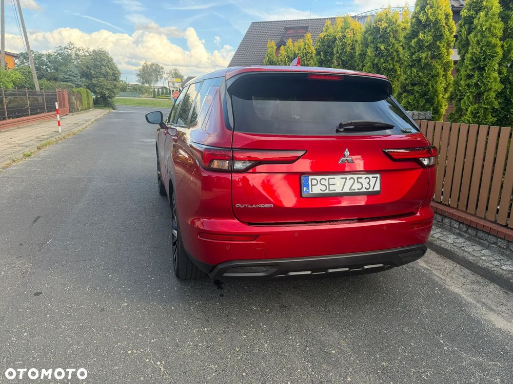 Mitsubishi Outlander - 6