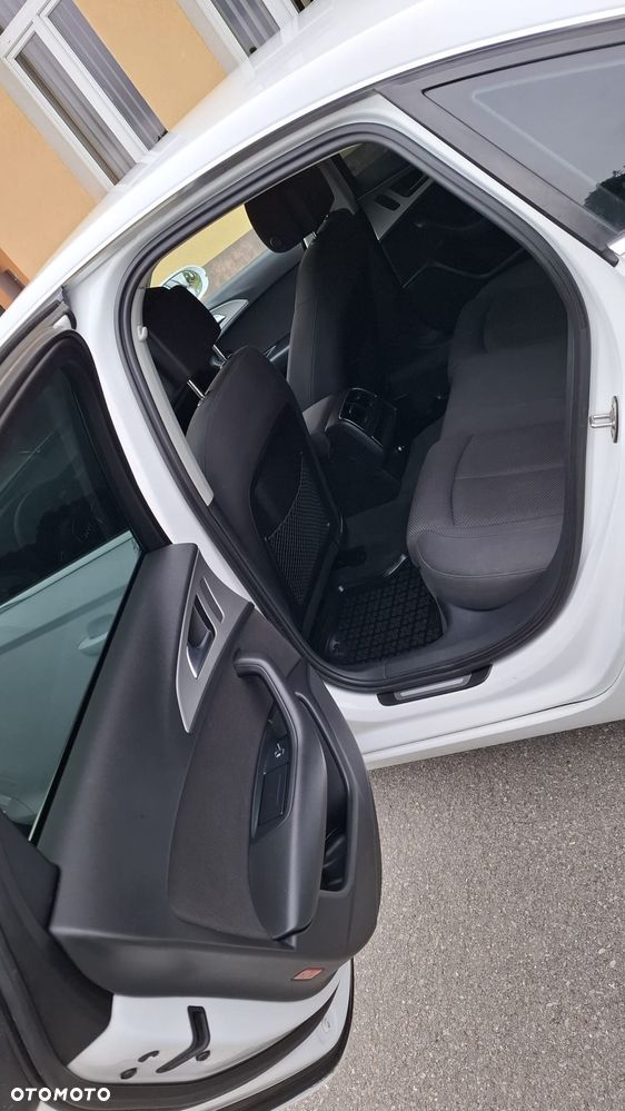 Audi A6 Limousine 2.0 TDI - 11