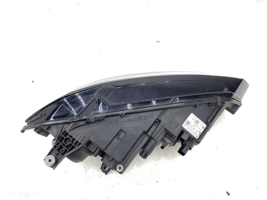 Volkswagen TOURAN III lampa lewy przód 5TB 15-20 - 5