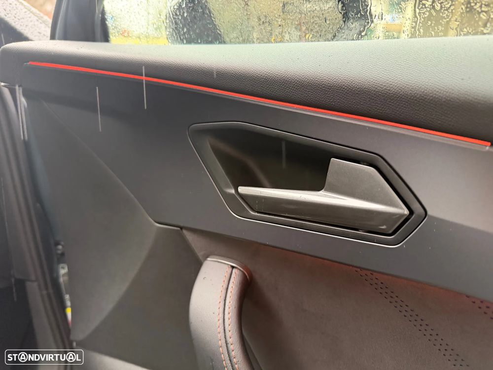 Cupra Formentor 1.5 e-Hybrid DSG - 17