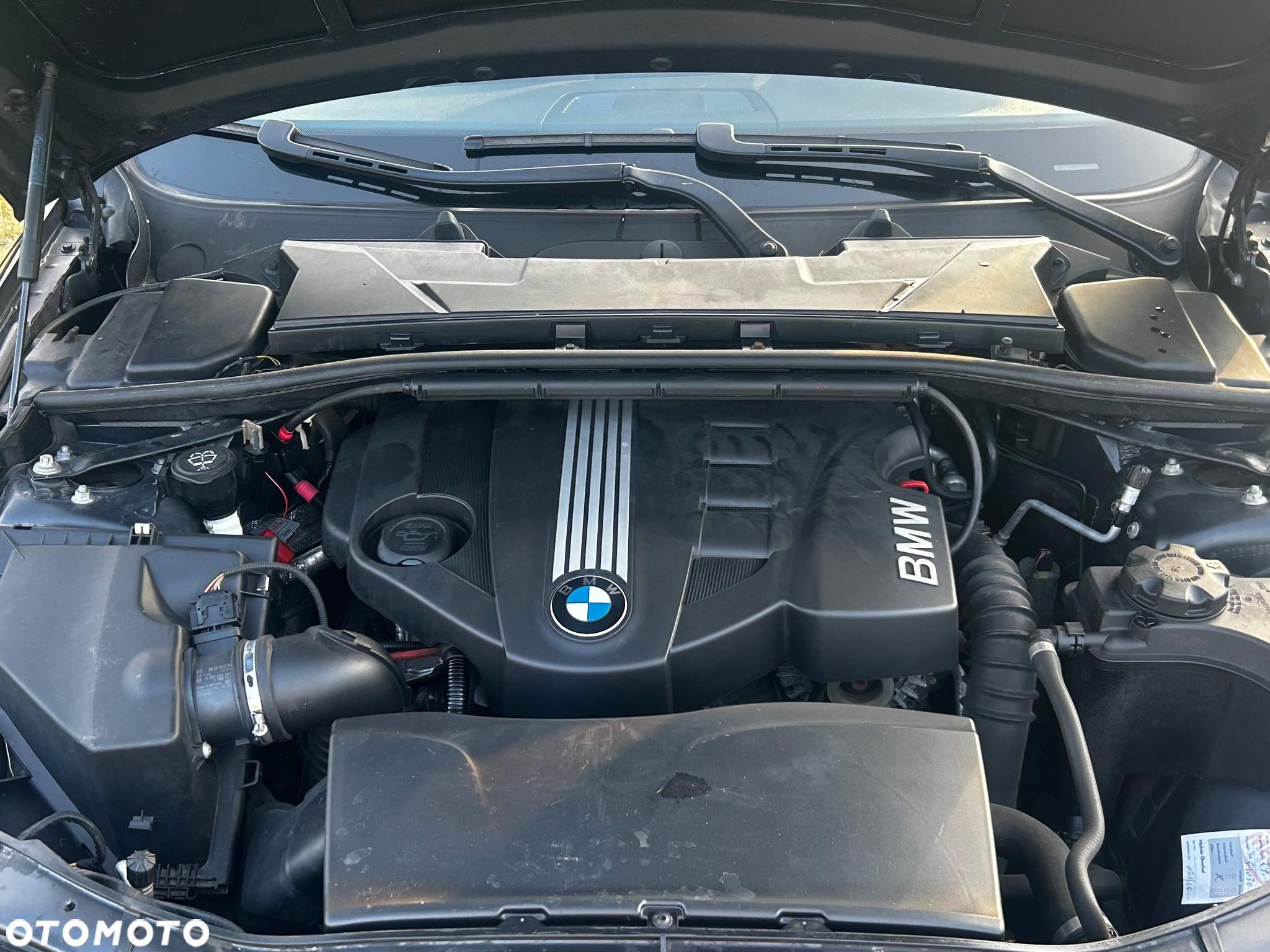 BMW Seria 3 318d Touring Luxury Line - 29