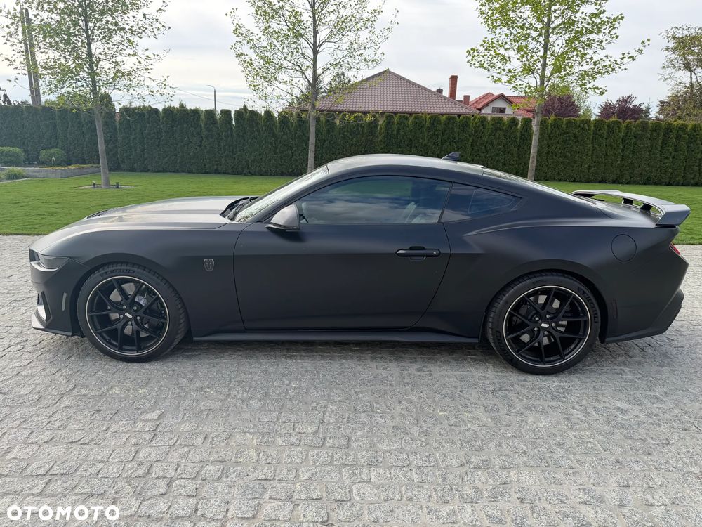 Ford Mustang - 6