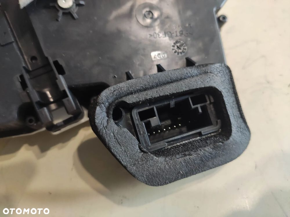 WG Zamek Lewy Przód Lewy Tył Dociągi AUDI RS6 RSQ8 E-TRON 4K0839015R 4K1837015K - 7