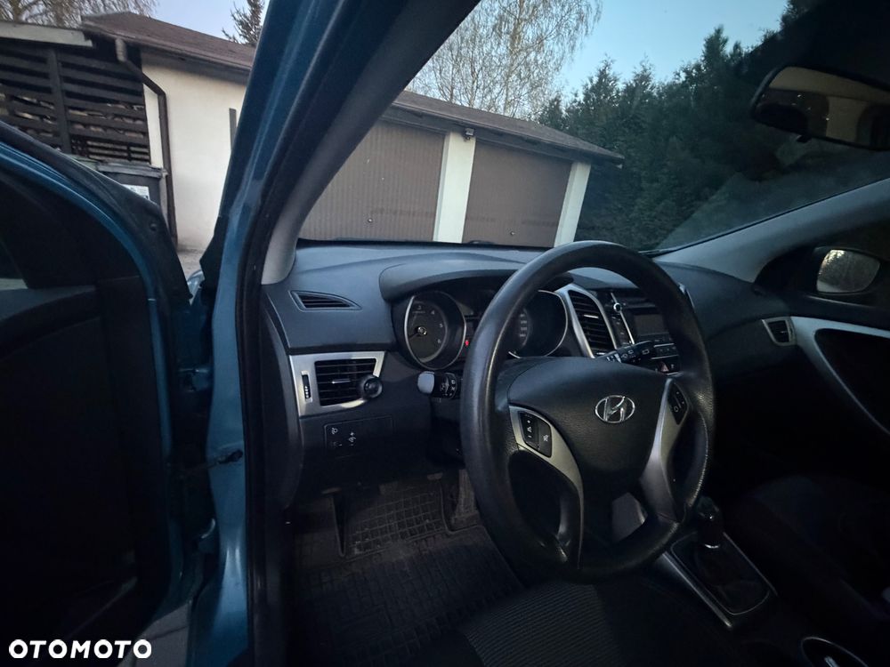 Hyundai i30 1.4 CRDi Trend - 6