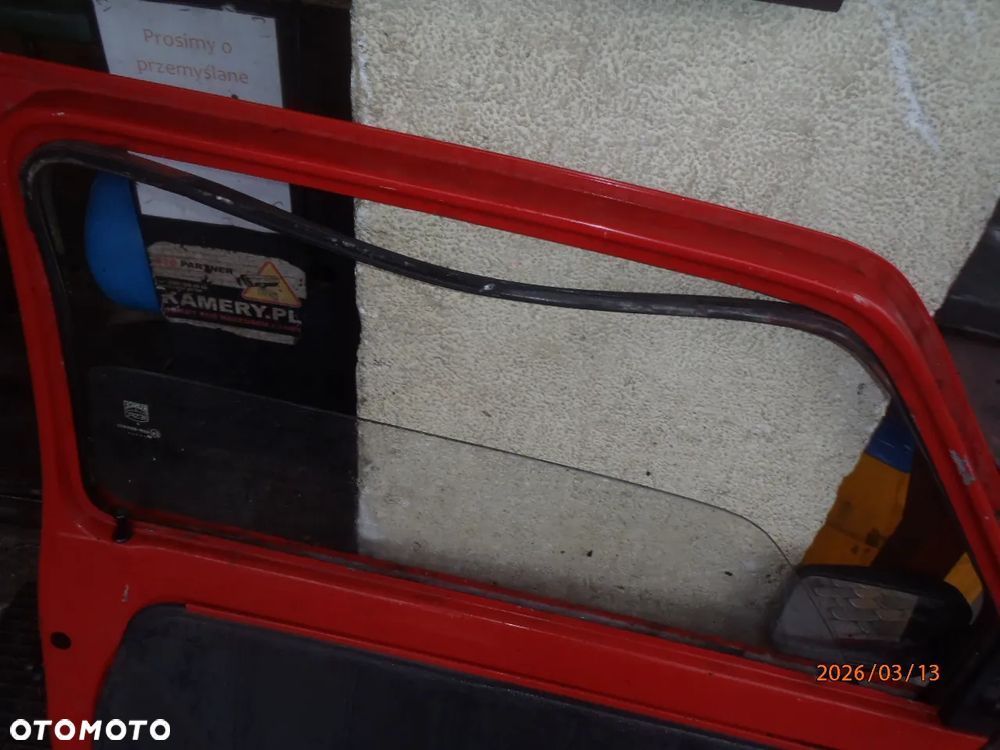 mechanizm podnośnik szyby ramka uszczelka gumowa  listwa zgarniająca drzwi fiat 126p elegant fl maluch - 16