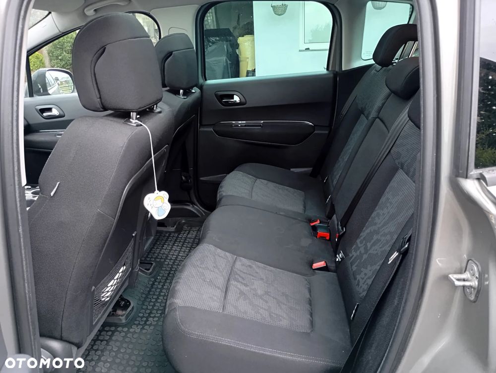 Peugeot 3008 120 VTi Style - 21