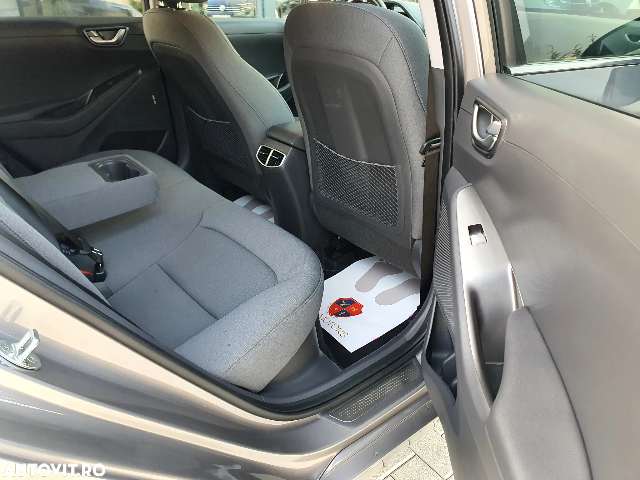 Hyundai IONIQ Plug-in-Hybrid 1.6 GDI Style - 27