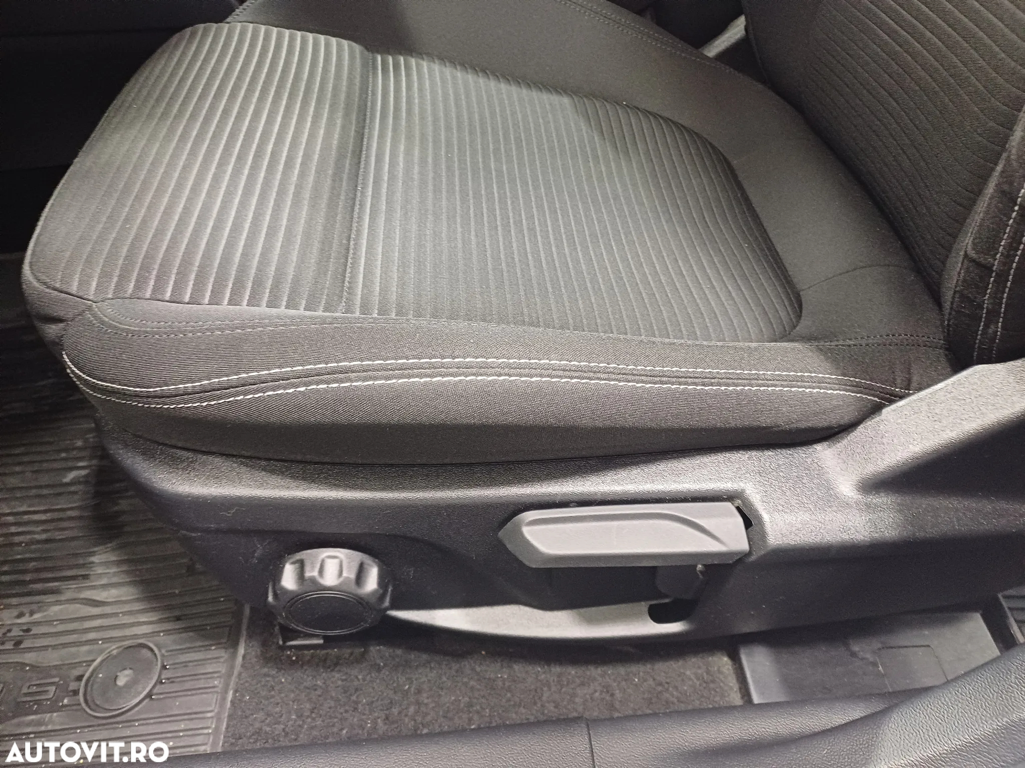 Ford Focus 1.0 EcoBoost Connected - 10