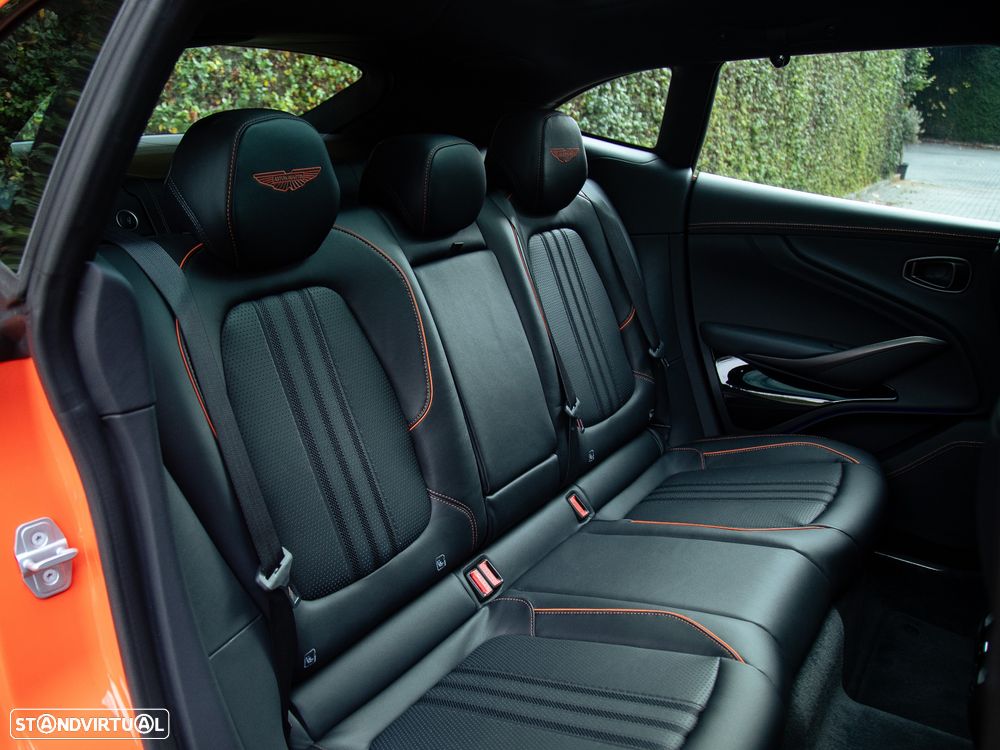 Aston Martin DBX 707 - 29