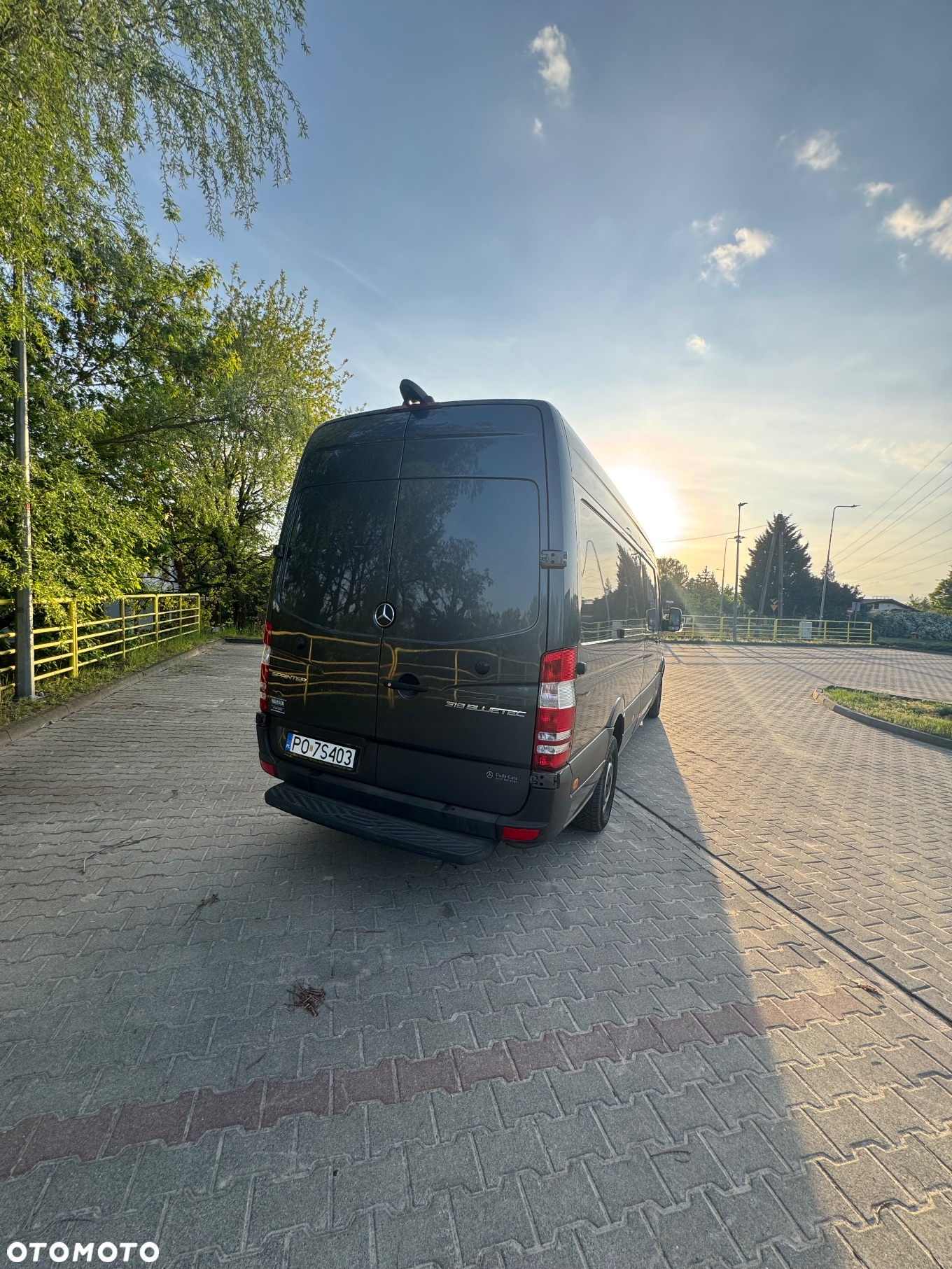 Mercedes-Benz Sprinter - 10