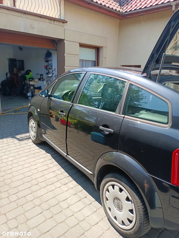 Audi A2 1.4 - 17