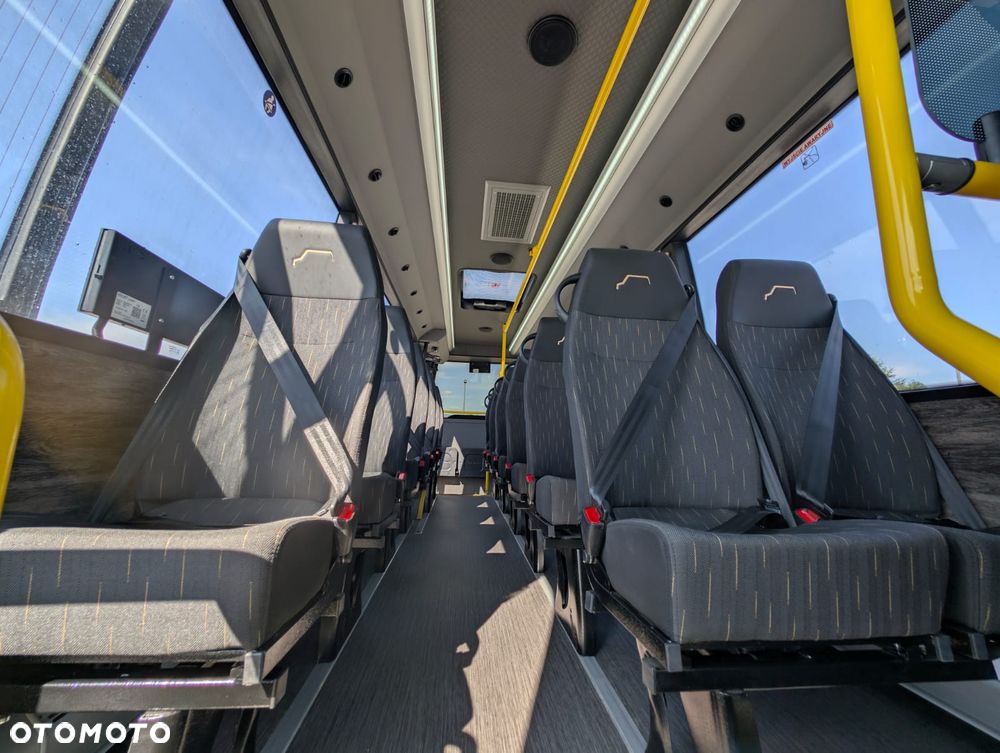 Mercedes-Benz Sprinter CITY - 17