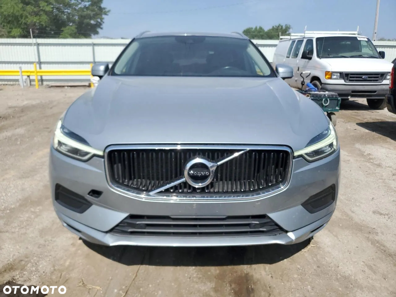 Volvo XC 60 T5 AWD Momentum - 5
