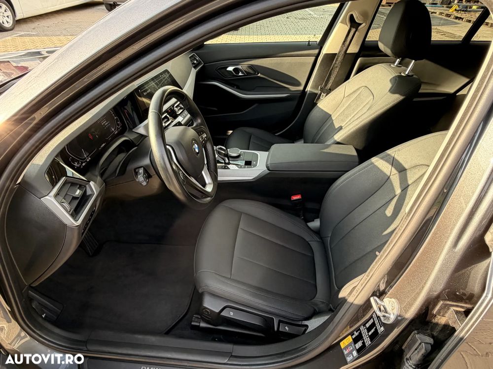 BMW Seria 3 330e Aut. Advantage - 10