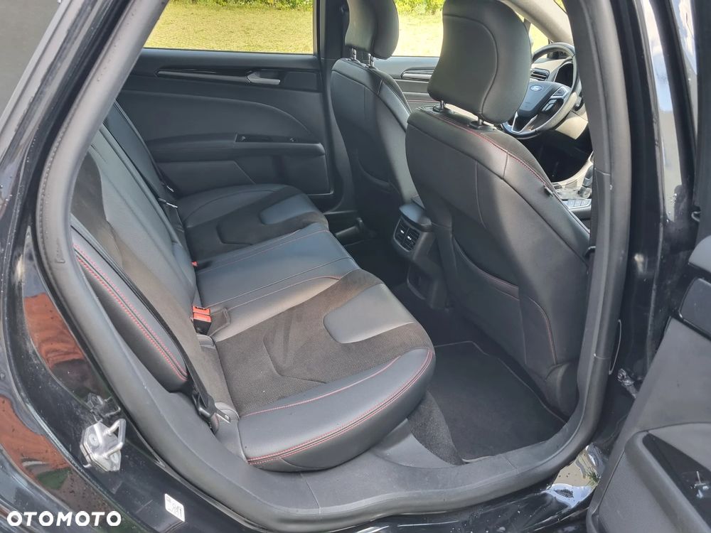 Ford Mondeo SW 2.0 Ti-VCT ST-Line - 9