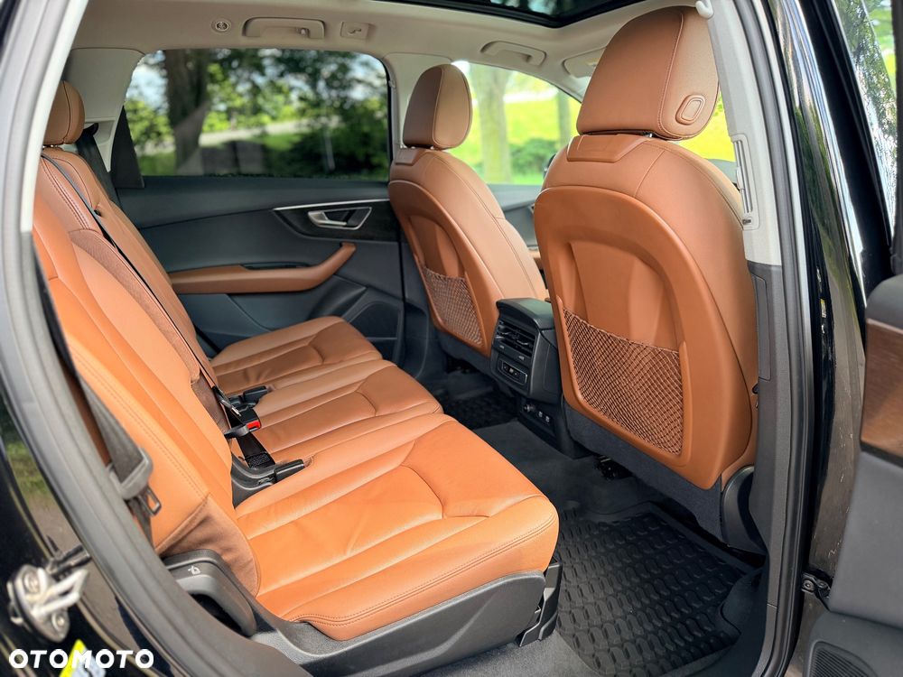 Audi Q7 55 TFSI quattro tiptronic - 12