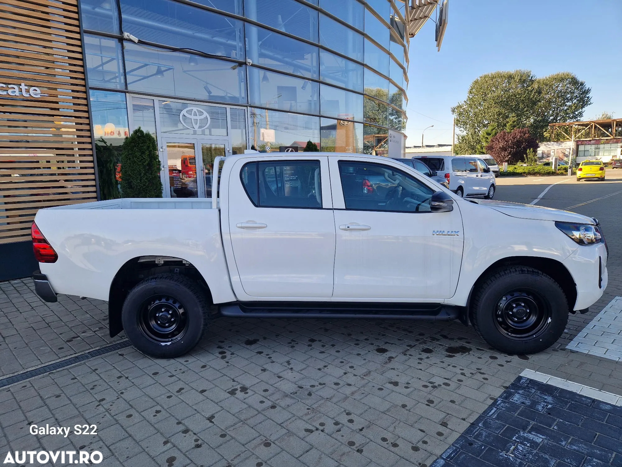 Toyota Hilux 2.4D 150CP 4x4 Double Cab AT Comfort - 9