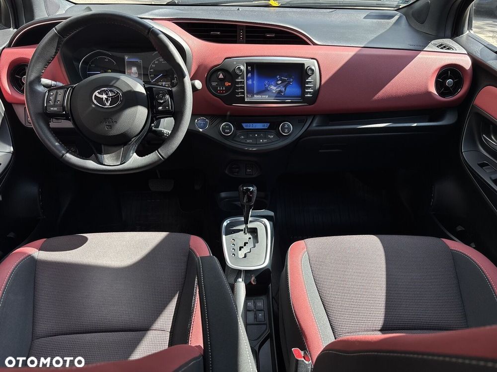 Toyota Yaris - 4