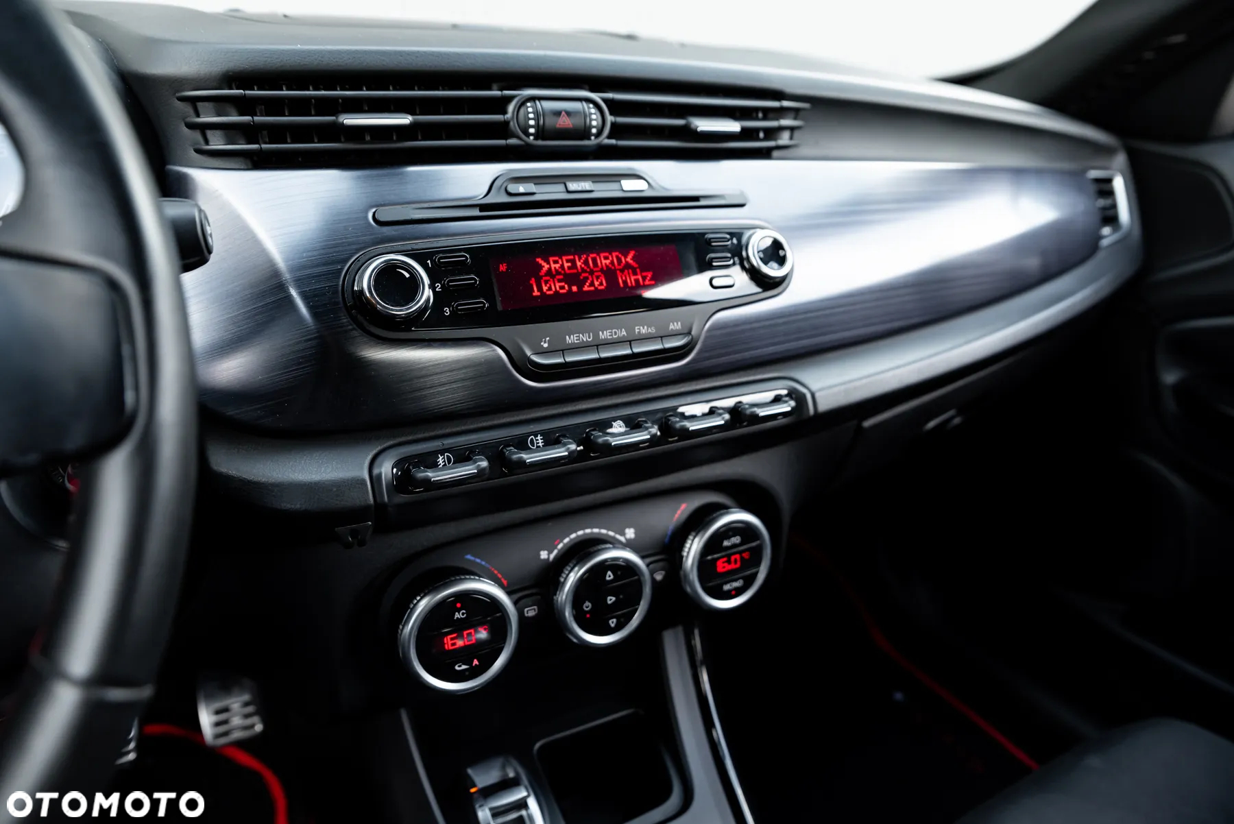 Alfa Romeo Giulietta 1.4 TB 16V Multiair - 29
