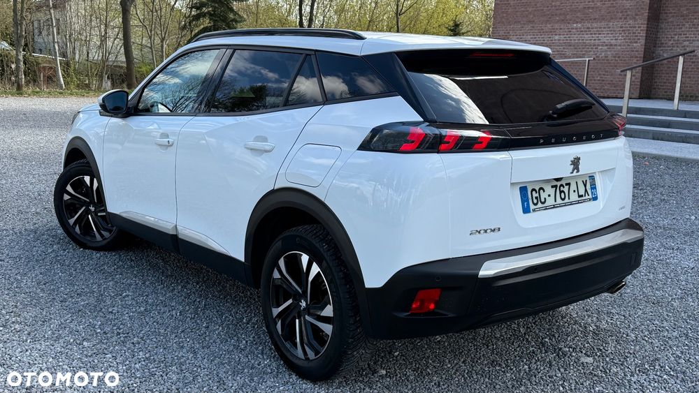 Peugeot 2008 1.5 BlueHDi Allure S&S EAT8 - 10