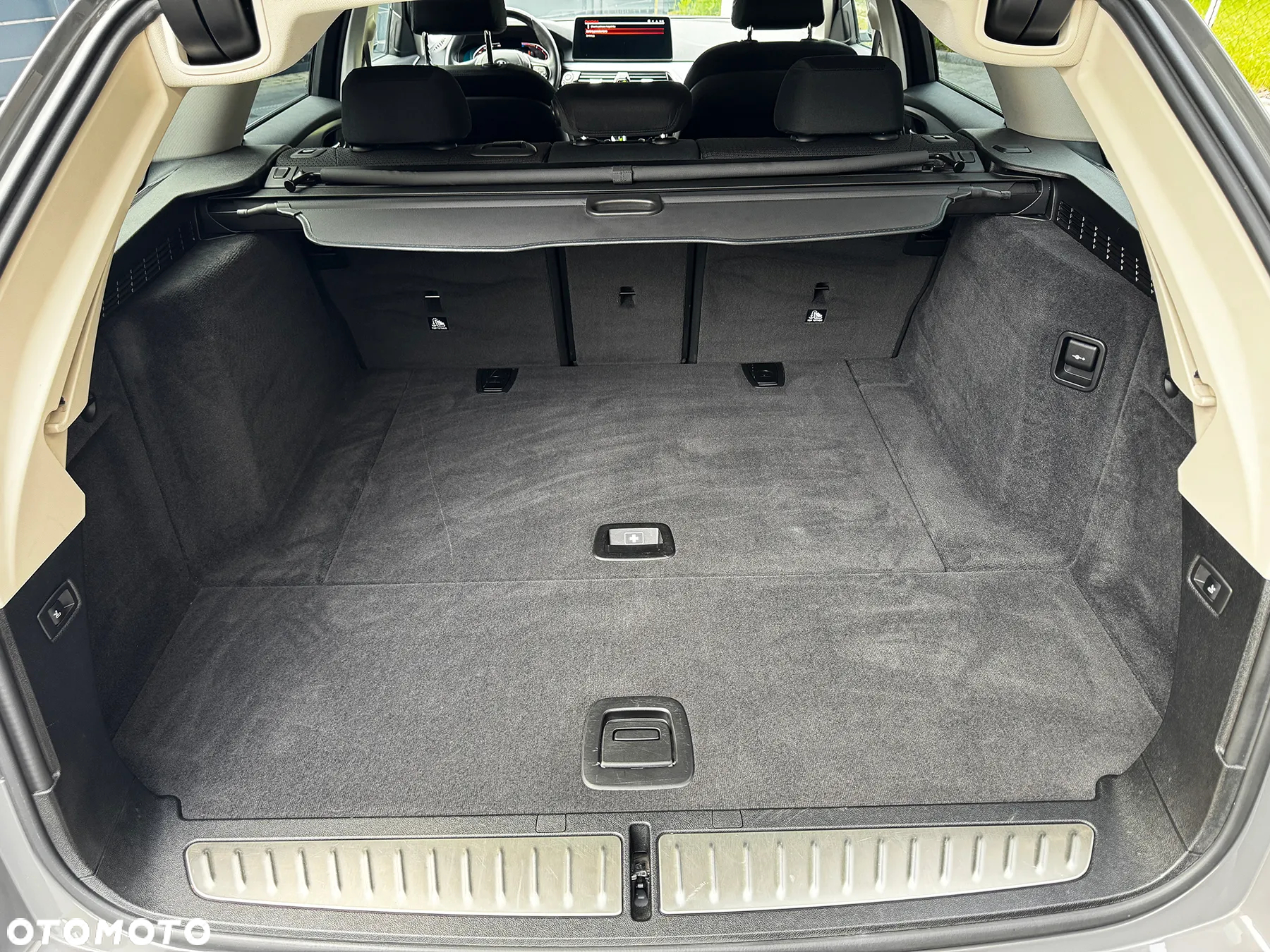 BMW Seria 5 520d xDrive Business Edition - 12