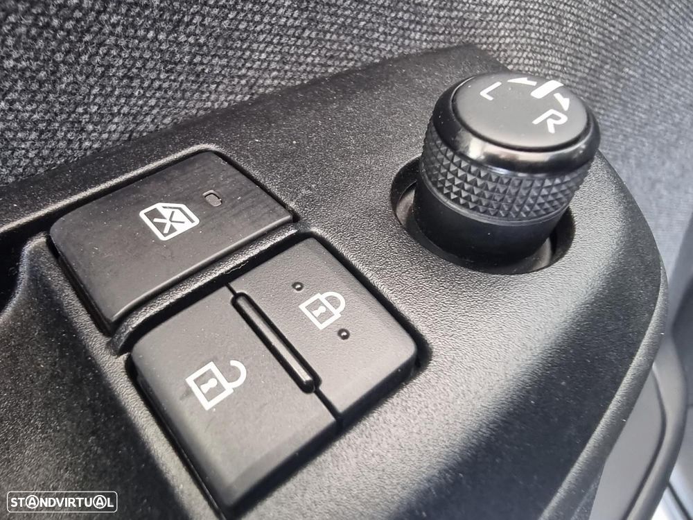 Toyota Yaris 1.0 VVT-i Comfort - 17