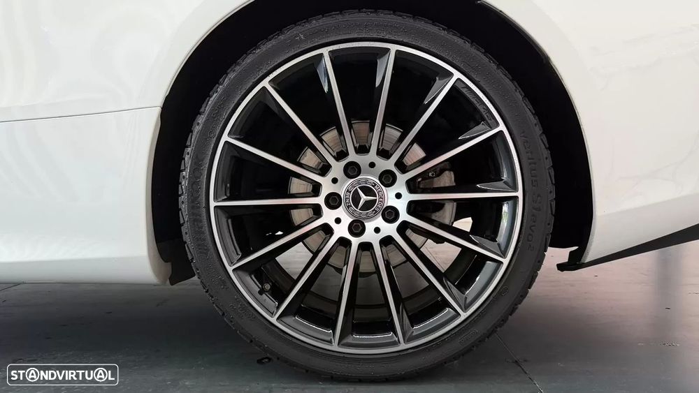Mercedes-Benz E 220 d AMG Line - 13