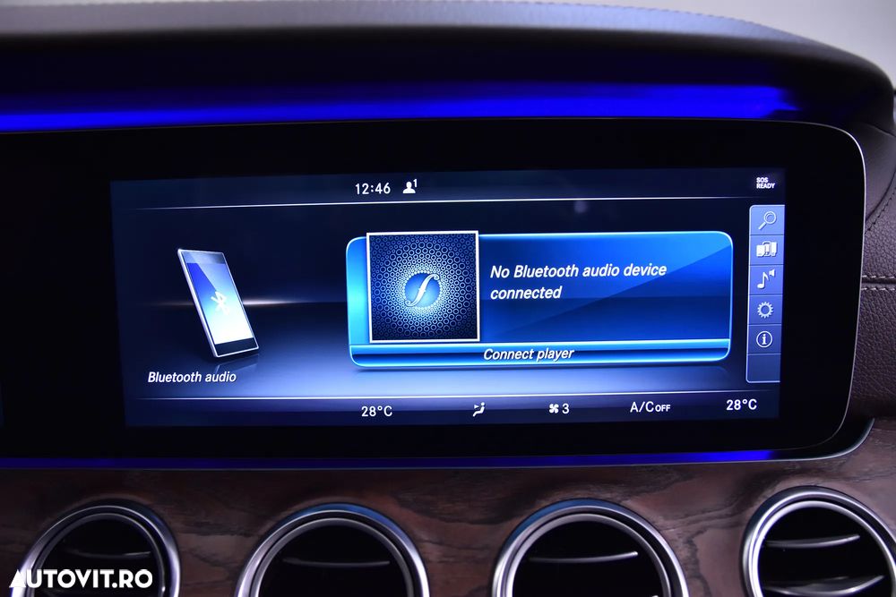 Mercedes-Benz E 200 7G-TRONIC - 21