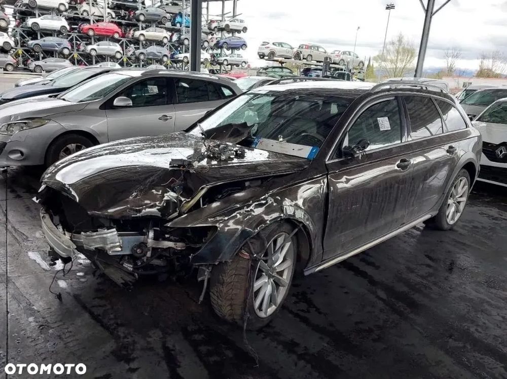 Audi A6 Allroad 3.0 TDI Quattro S tronic - 10