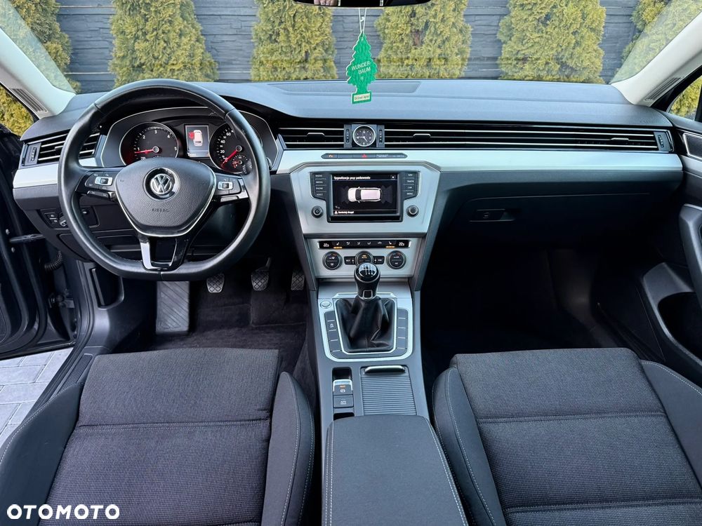 Volkswagen Passat 2.0 TDI BMT Comfortline - 18