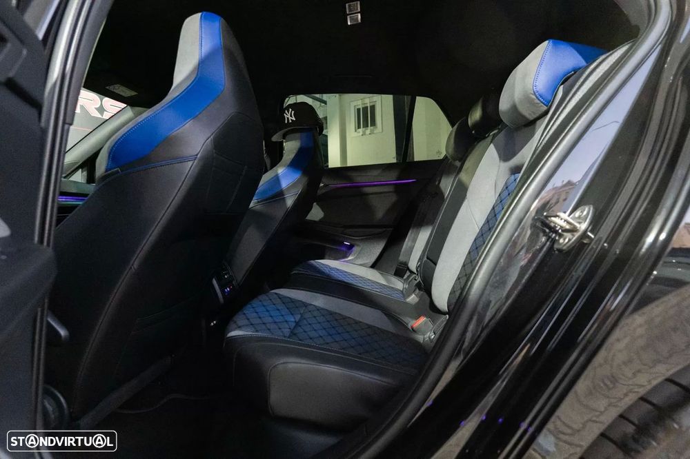 VW Golf 2.0 TSI R DSG - 30