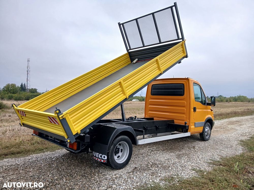 Iveco Daily  35 65  70 max. autoriz 3,5 t cat. B basculabil pe 3 parti - 17