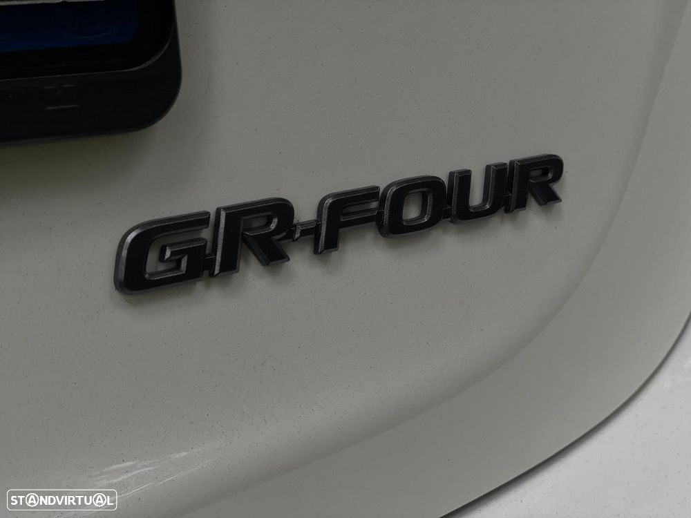 Toyota GR Yaris c/ High-Performance-Pack - 13
