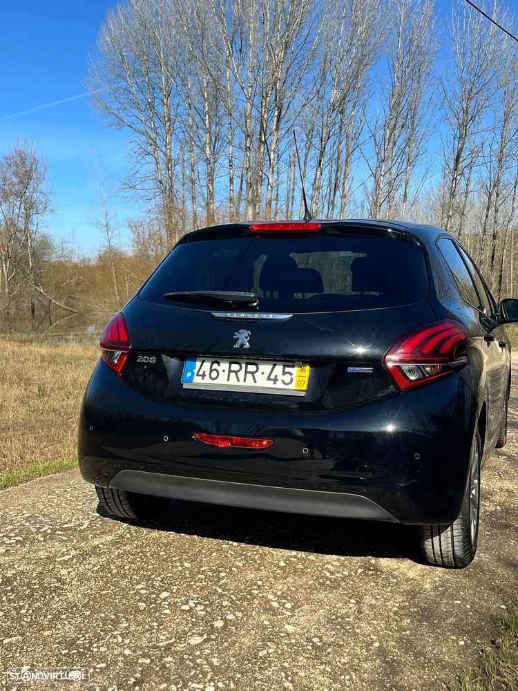 Peugeot 208 1.2 PureTech Active - 4