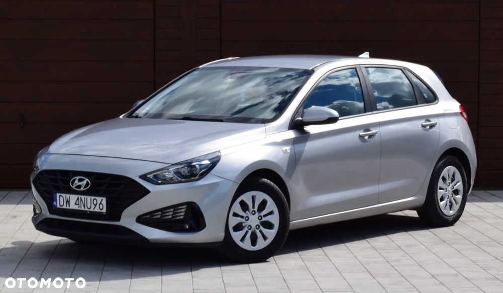 Hyundai i30 1.5 DPI Classic + - 1