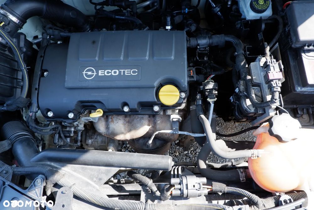 Opel Corsa 1.2 16V 111 - 36