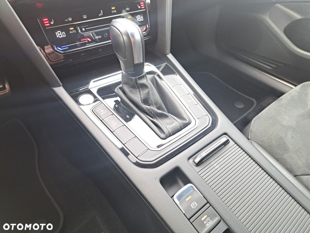 Volkswagen Arteon Shooting Brake ver-2-0-tsi-4motion-r--line-dsg - 11