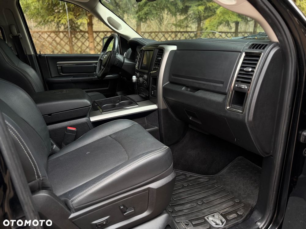 Dodge RAM 5.7 4x4 - 15