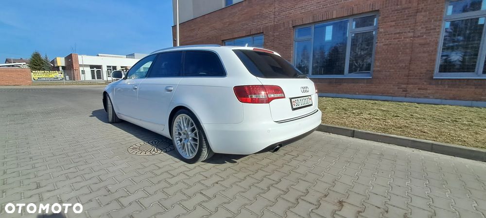 Audi A6 Avant 3.0 TDI DPF quattro tiptronic - 25
