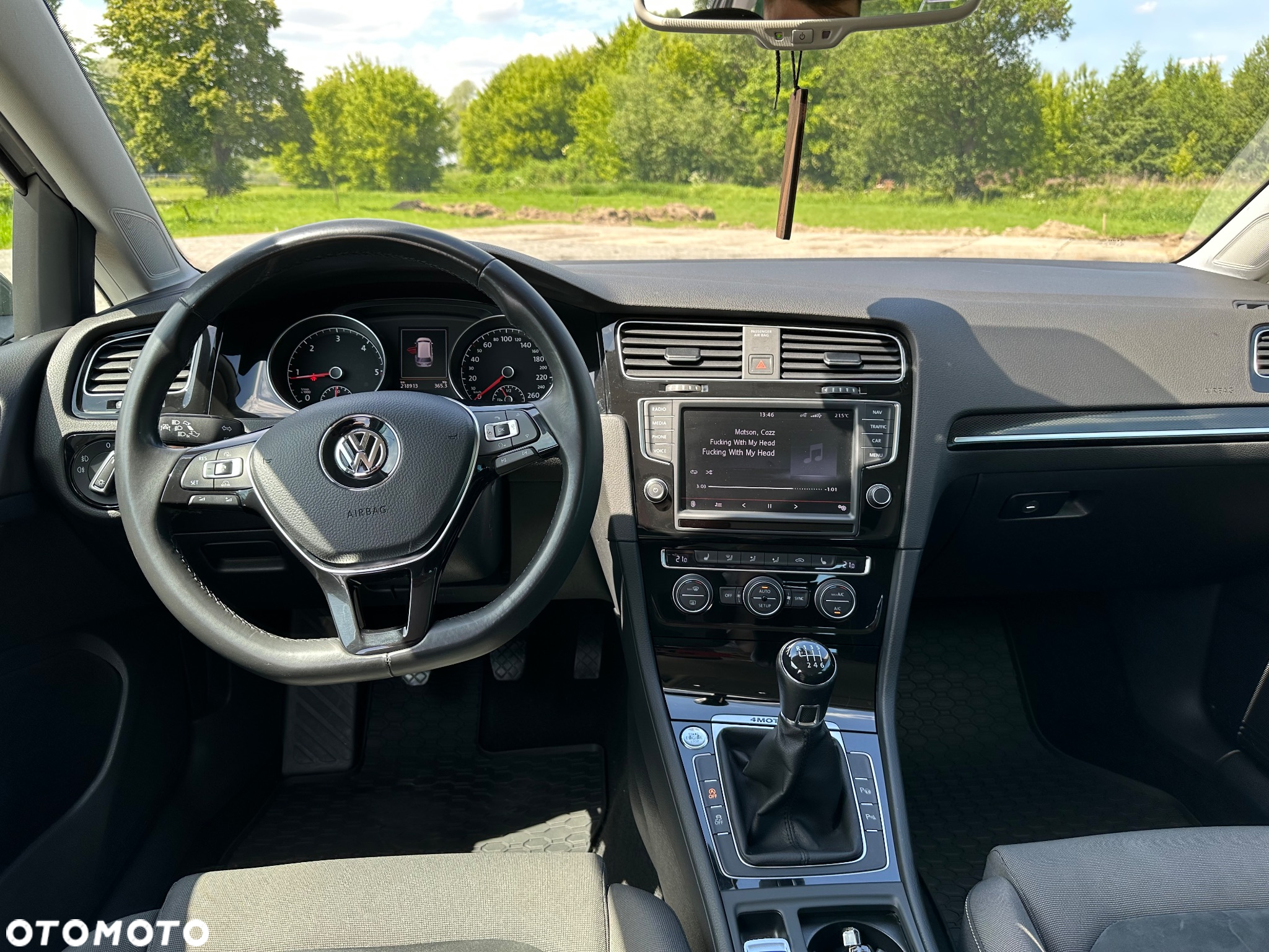 Volkswagen Golf 2.0 BlueTDI 4Motion Highline - 8