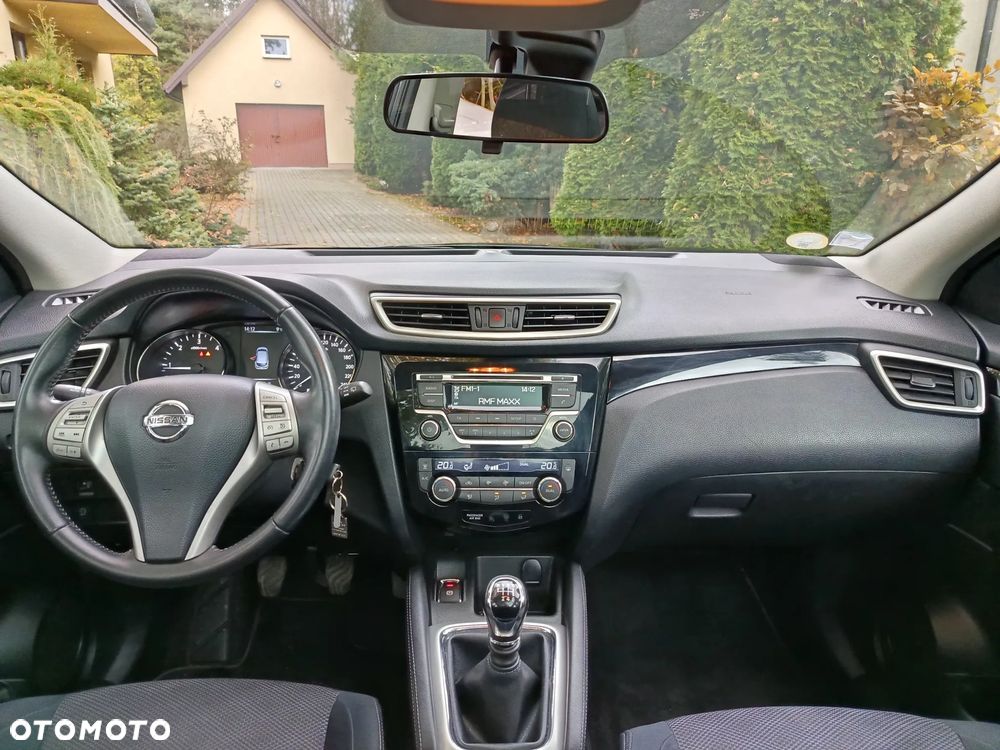 Nissan Qashqai 1.5 dCi N-Connecta - 10