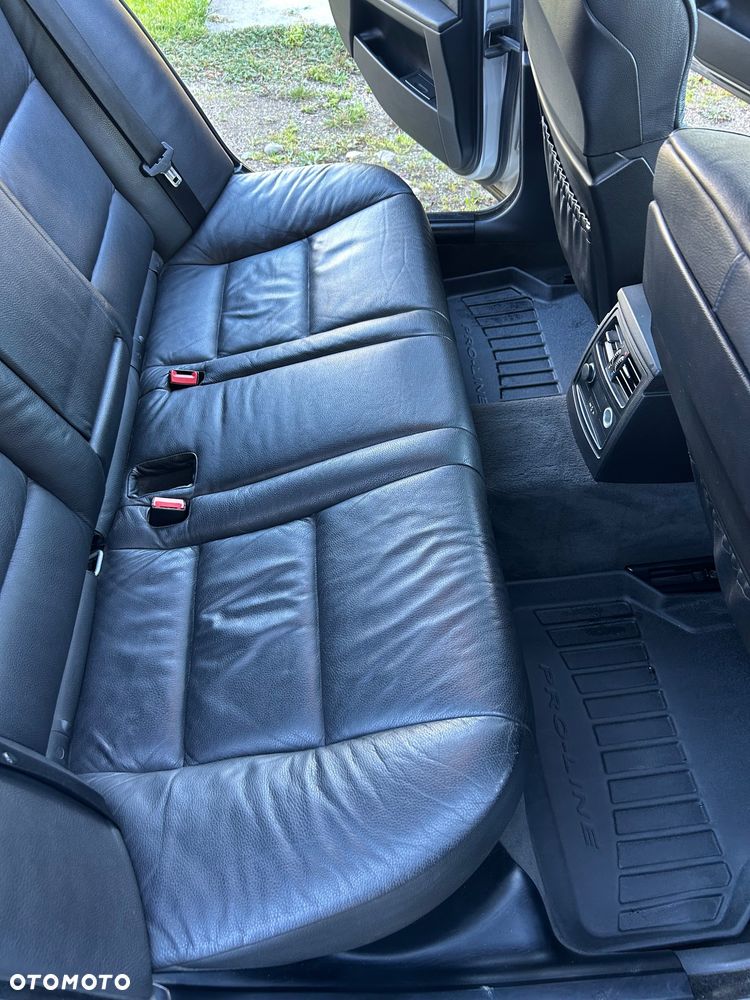 BMW Seria 5 - 11