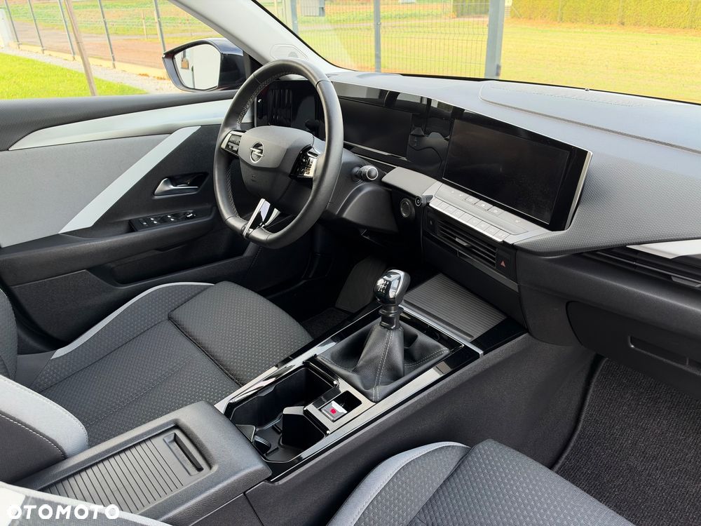 Opel Astra 1.2 Turbo Start/Stop Edition - 26