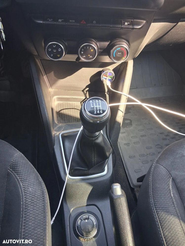 Dacia Duster 1.5 dCi 4x4 Ambiance - 13