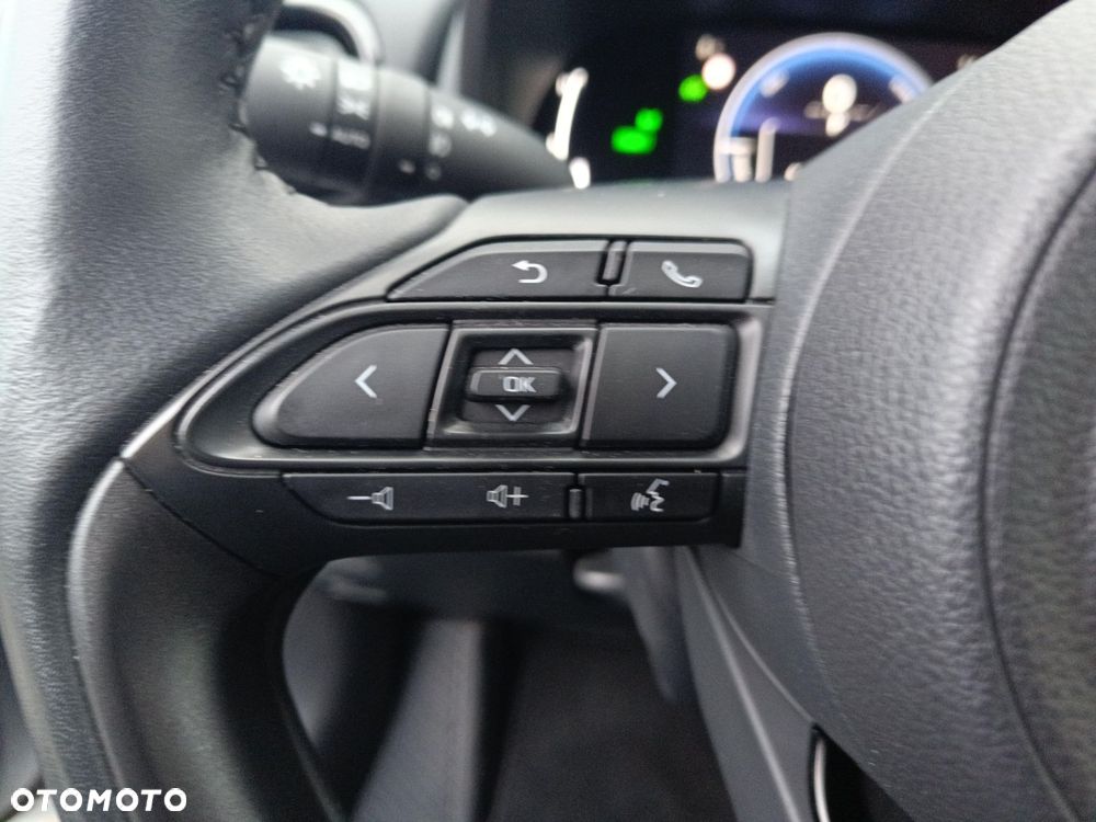 Toyota Yaris Hybrid 1.5 Style - 17