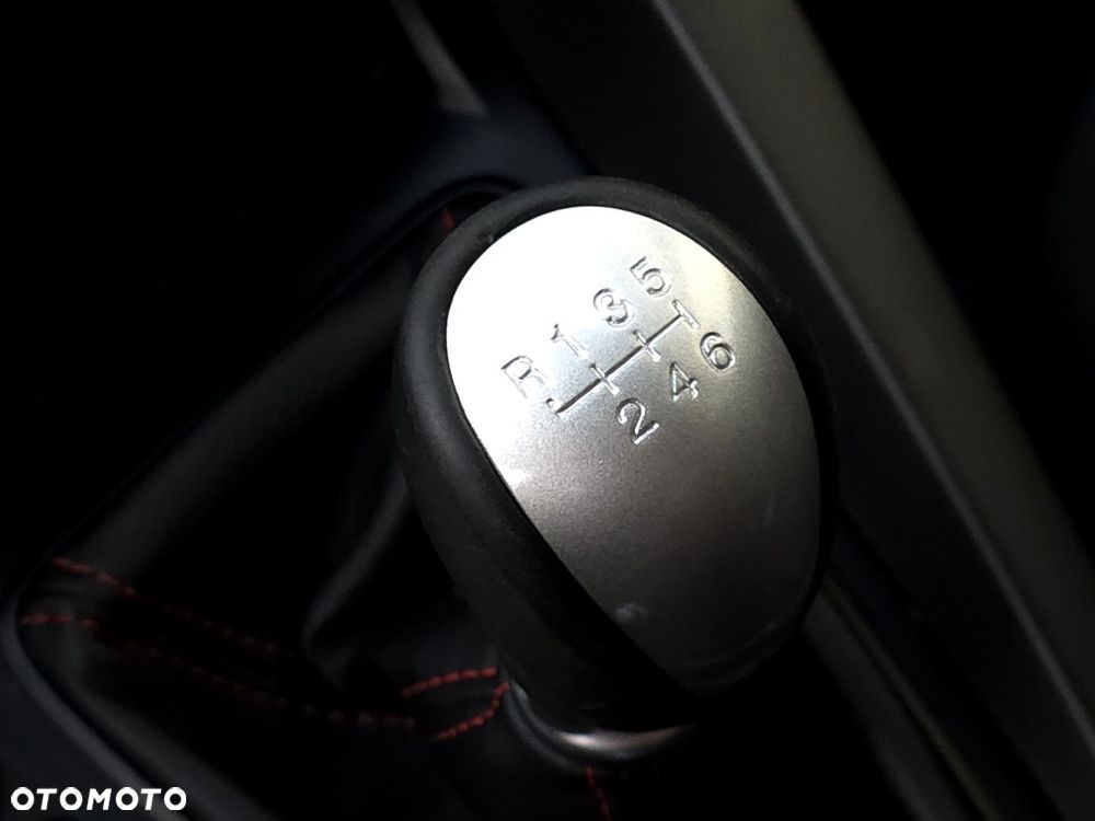 Ford Focus 2.0 TDCi Titanium ASS - 18