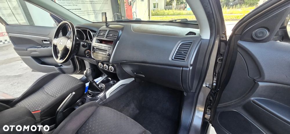 Mitsubishi ASX 1.6 2WD Invite - 36