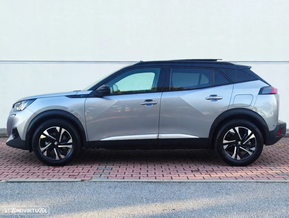 Peugeot e-2008 GT — fotografia 12