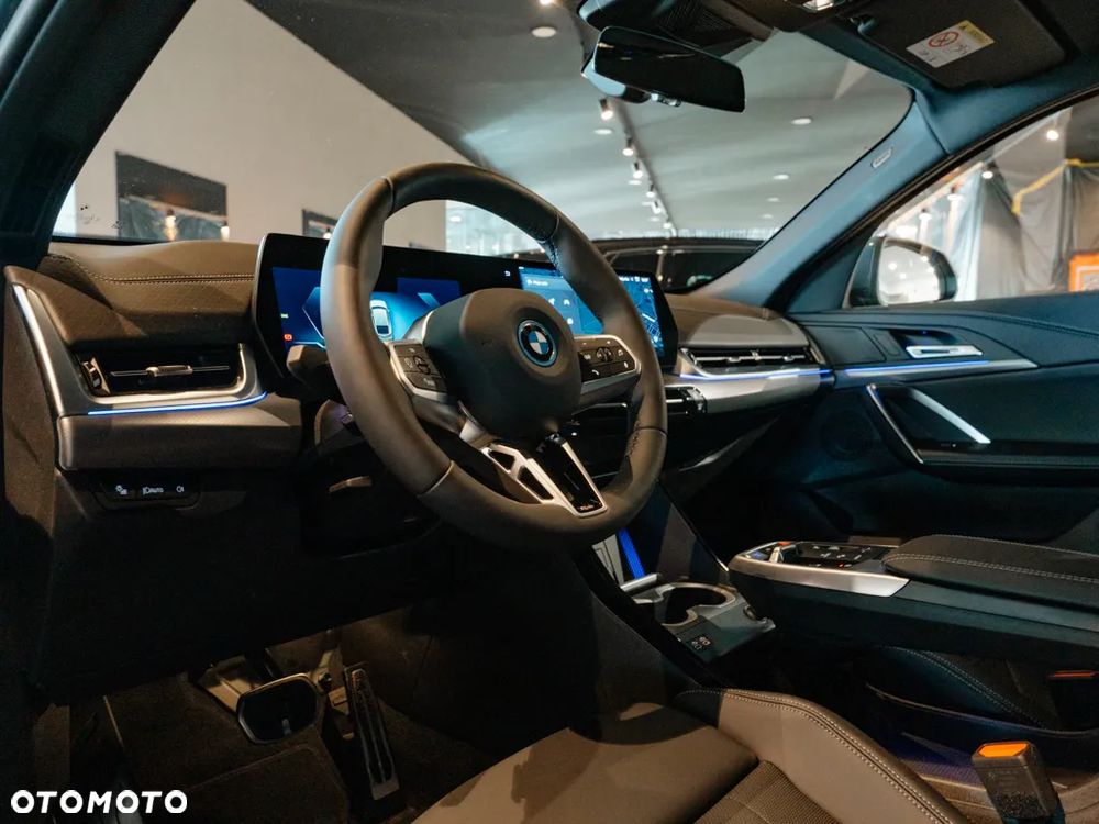 BMW iX2 - 5