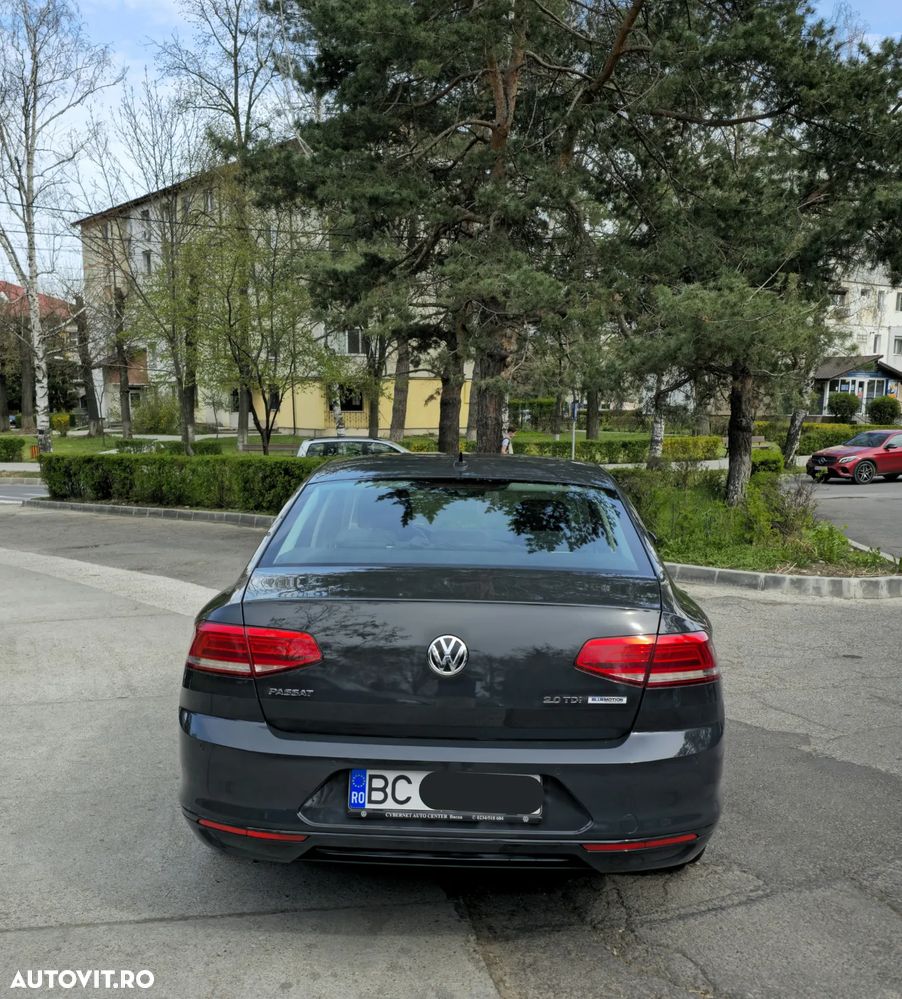 Volkswagen Passat 2.0 TDI DSG Comfortline - 3